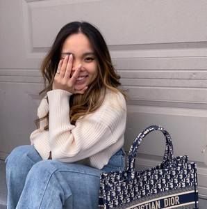 Meet your Posher, Anh